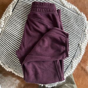 Lululemon dark purple fleece sweatpants